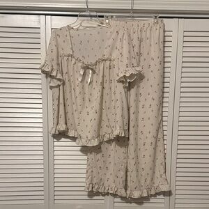 ❤️ 5/$25 - SHEIN Ruffle PJ Set - sz 0XL